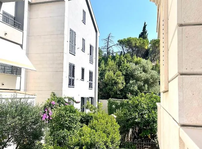 Mangio Silver Apartman *